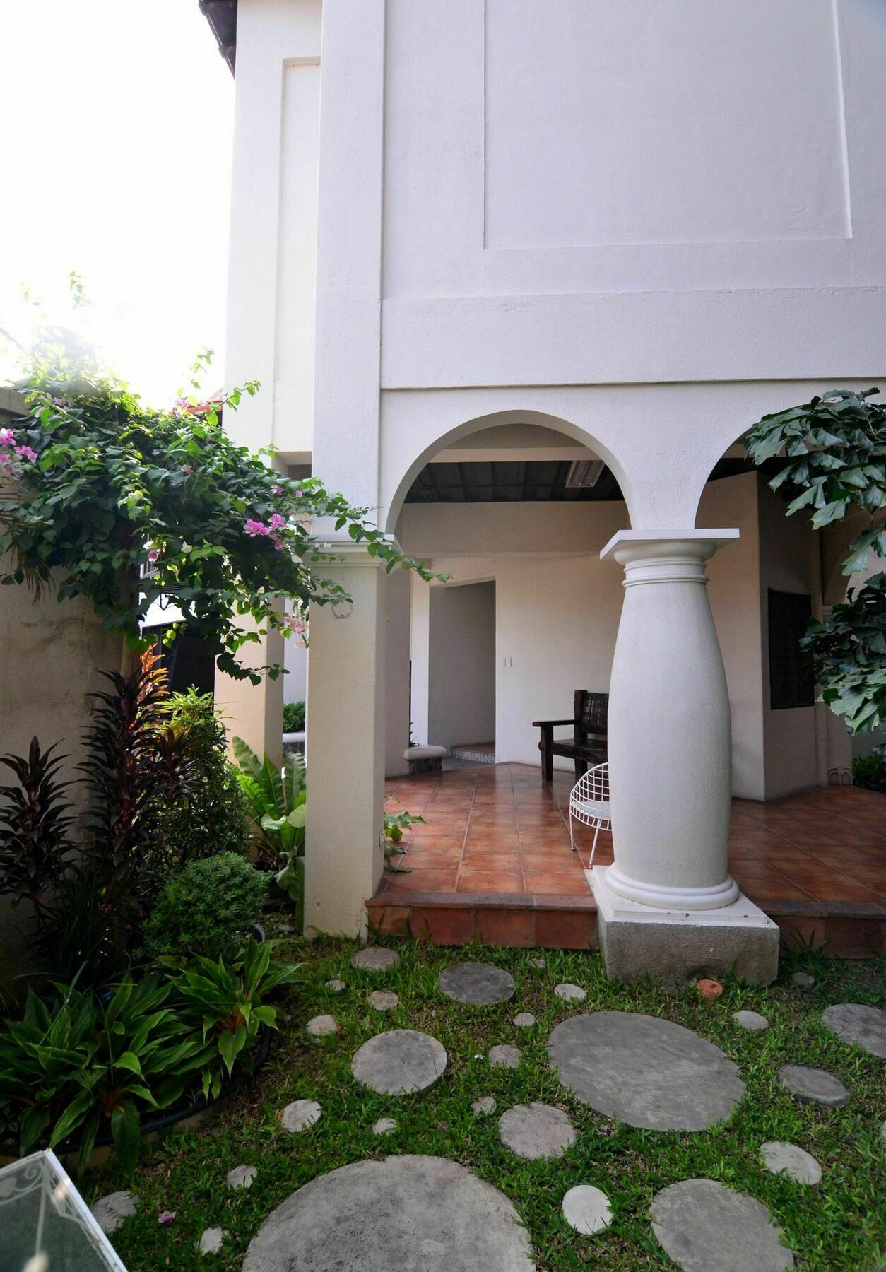 Versteeg Vacations - Fontana Residences Cebú Exterior foto