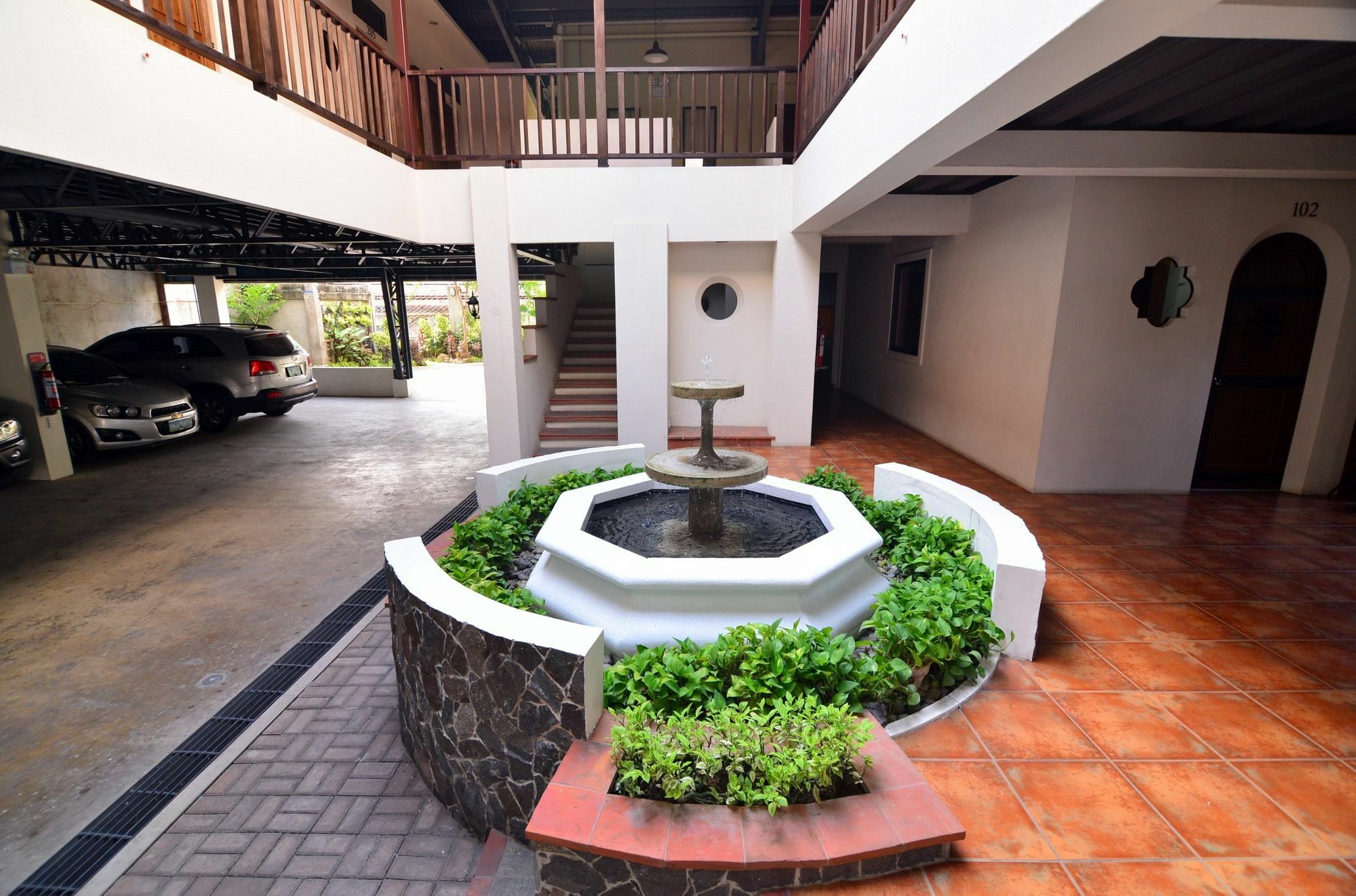 Versteeg Vacations - Fontana Residences Cebú Exterior foto