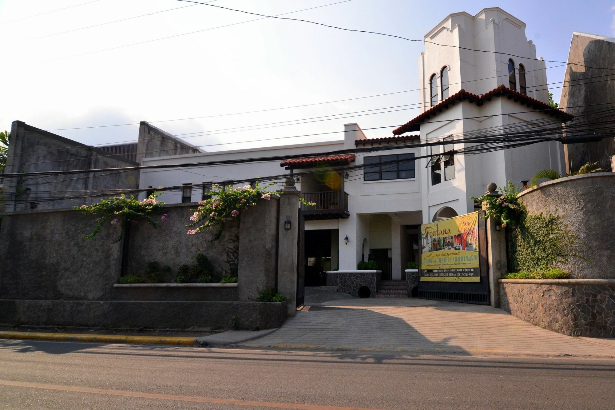 Versteeg Vacations - Fontana Residences Cebú Exterior foto